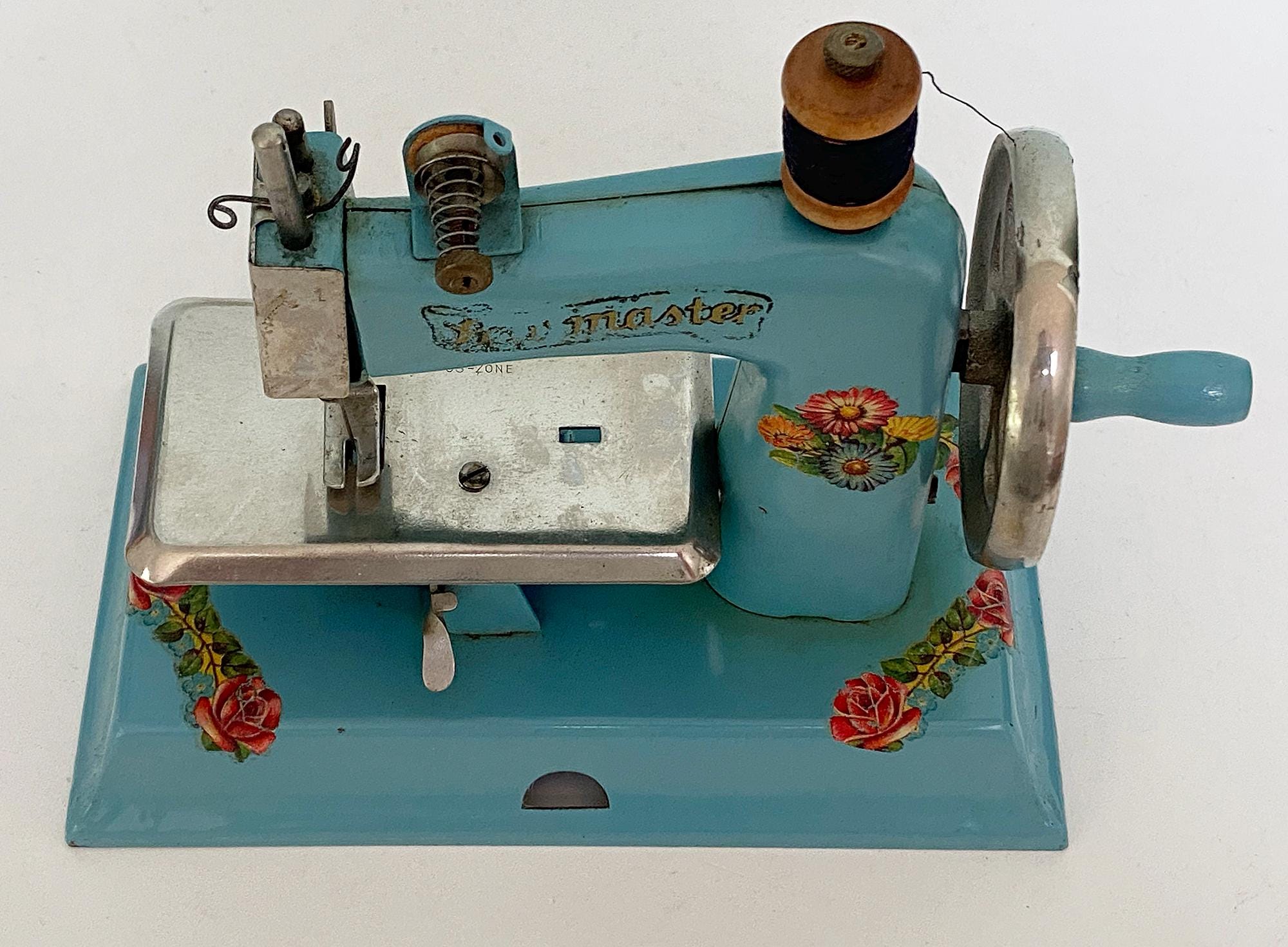 1940s Kayanee Toy Sewing Machine: Light Blue Sew Master, Flower