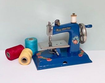 1940s KAY-an-EE Sew Master Toy Sewing Machine, Dark Blue Kayanee, Flower Decals with Roses & Tulips