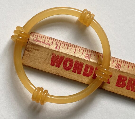 Set of 4 Mid-Century Vintage Plastic Bangle Brace… - image 9