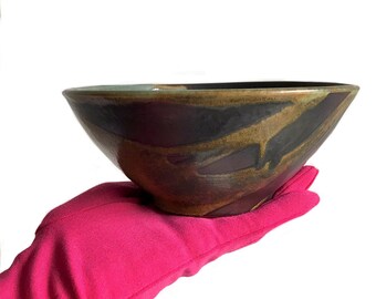 Modernist green ceramic bowl / Contemporary art studio pottery