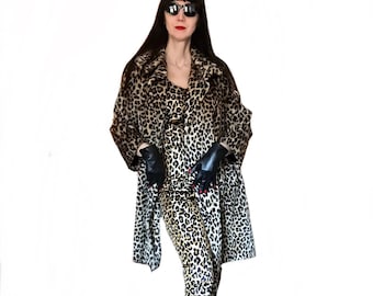 vintage 1960s  faux leopard  fur coat/ animal print pea coat  / winter jacket  size Large