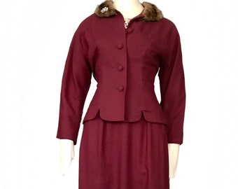 vintage 1950s burgundy red wool wiggle dress suit jacket / 50s Rockabilly nipped waist two piece dress fur collar blazer size small