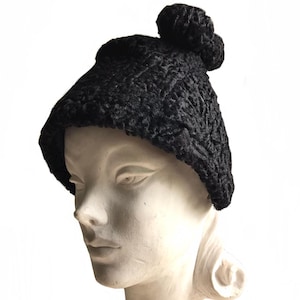 Vintage Curly Persian Lamb Wool Hat: 1930s-40s Black Felt 