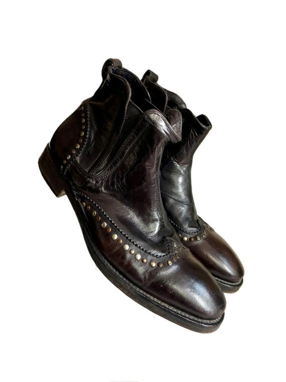 Designer John Varvatos Men's genuine brown black leather ankle Chelsea boots / Studded fleetwood wingtip boots / hand made in Italy size
