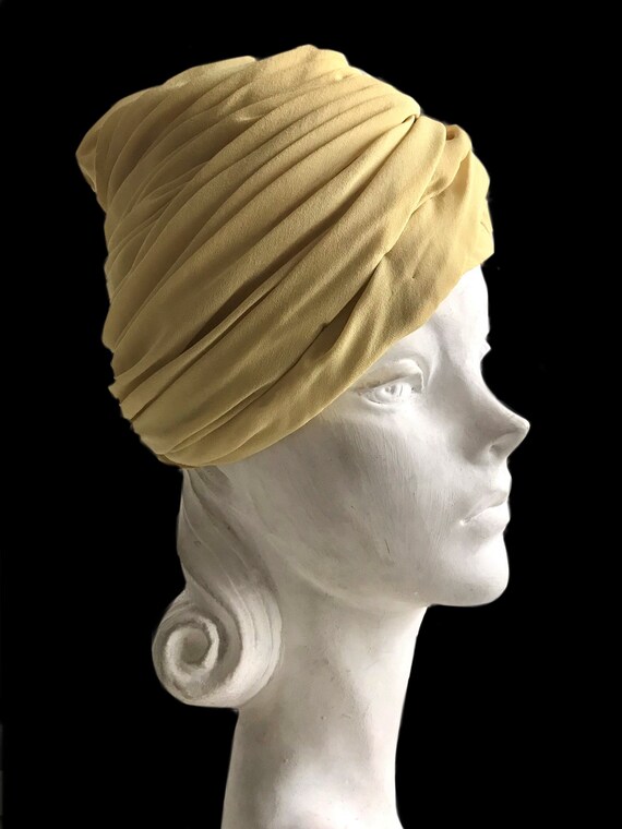 vintage 1940s yellow chiffon turban sculptural ha… - image 6