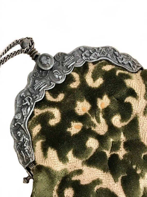 Antique 1920s olive green carpet purse / Victoria… - image 4