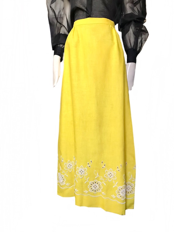 vintage 1960s yellow linen long skirt / 60s Mod f… - image 4