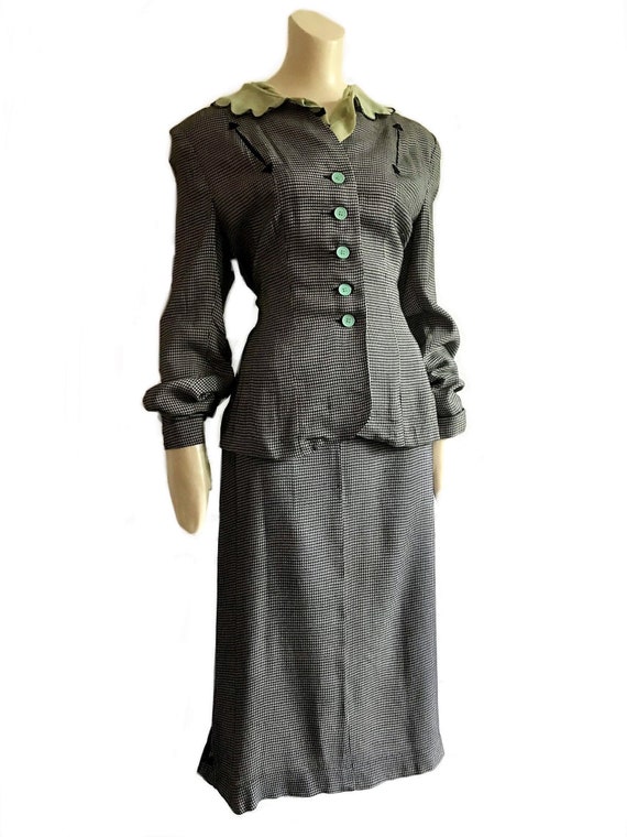 US size 12 vintage 1940s black white gingham hound