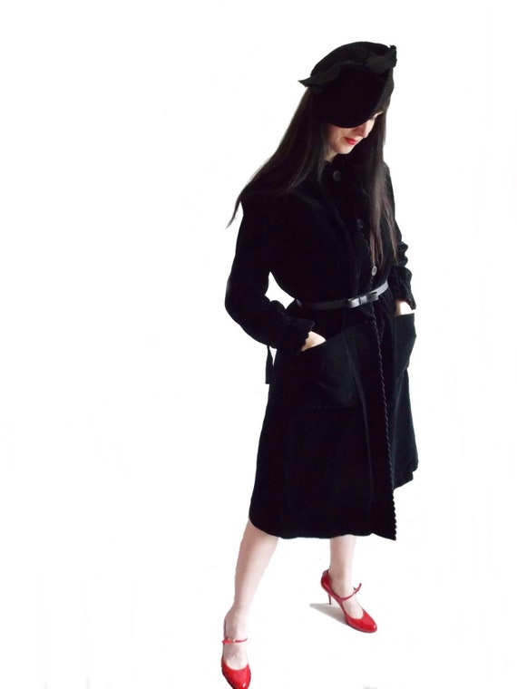 1940s style black velvet designer coat / Victor Jo