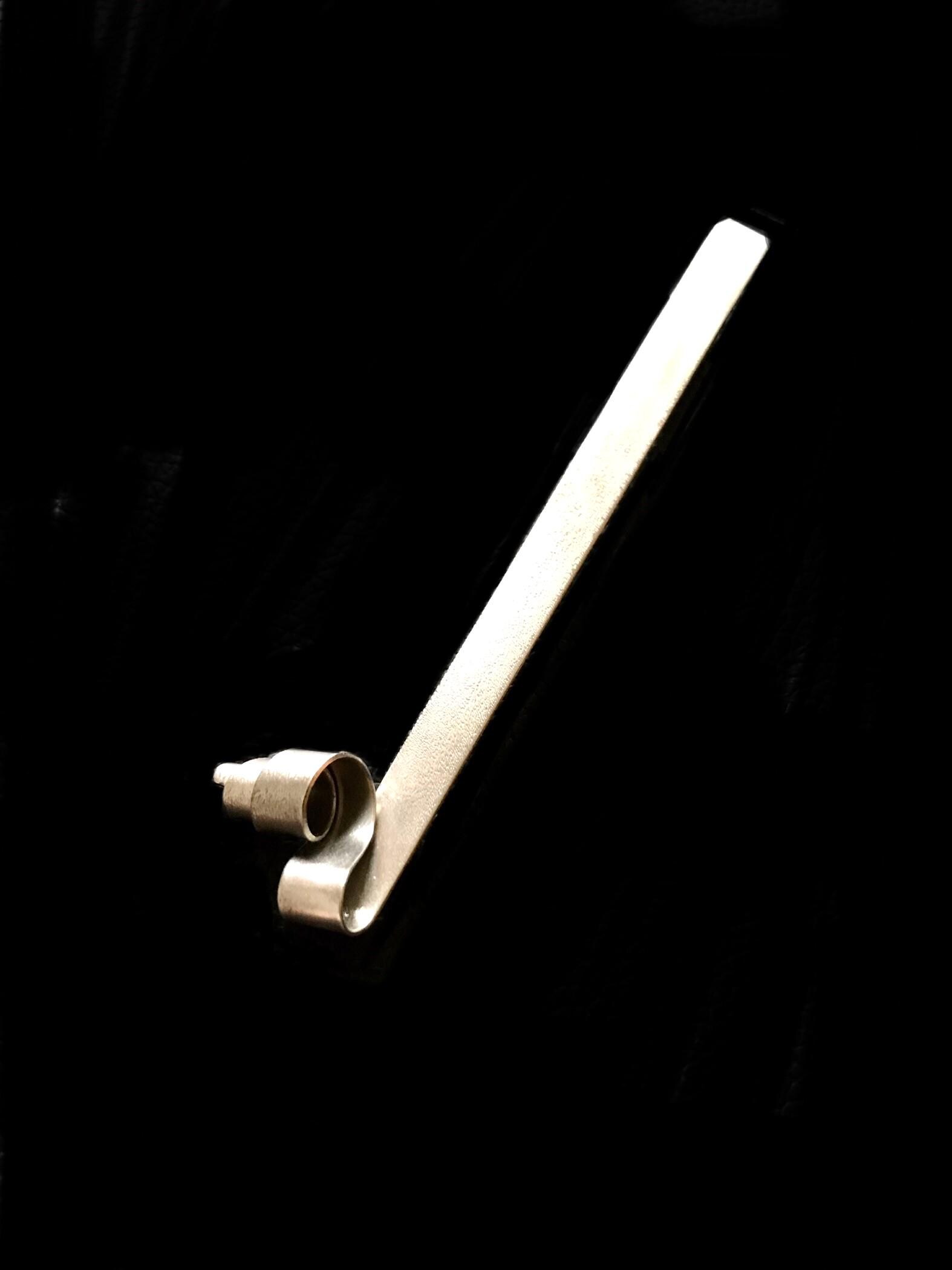 Broche Moderniste Années 80 En Métal Argenté - Modèle J52 - Occasion Bon état