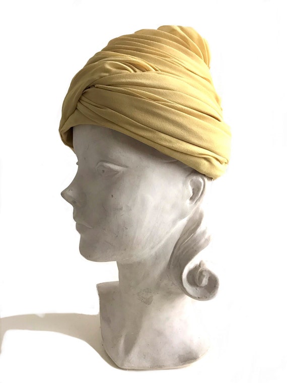 vintage 1940s yellow chiffon turban sculptural ha… - image 4