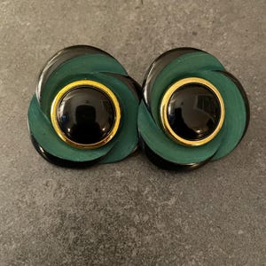 Vintage Malachite Green Black and Gold Clip On Earrings