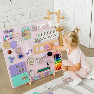 Tableau sensoriel interactif interactif pour bébés et tout-petits, Jouets d'activité Montessori en bois, Jouet d'éveil, Tableau animé personnalisé, Mur sensoriel