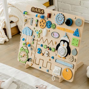Tableau interactif Montessori pour bébé, Jouets pour tout-petits, Jouet sensoriel en bois, Tableau animé personnalisé, Activité pour un enfant de 1 an, Tableau occupé préscolaire