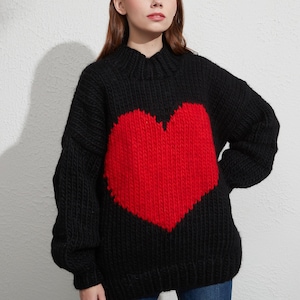 Hand knit sweater wool oversize woman pullover sweater Crewneck slouchy heart pattern