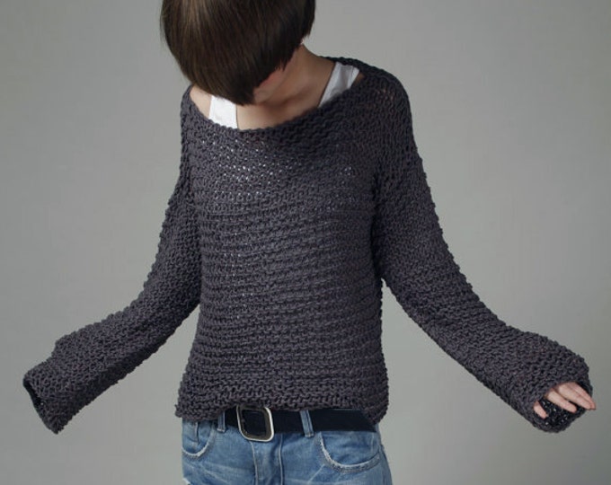 Simple is the best - Hand knit sweater Eco cotton oversized in Charcoal