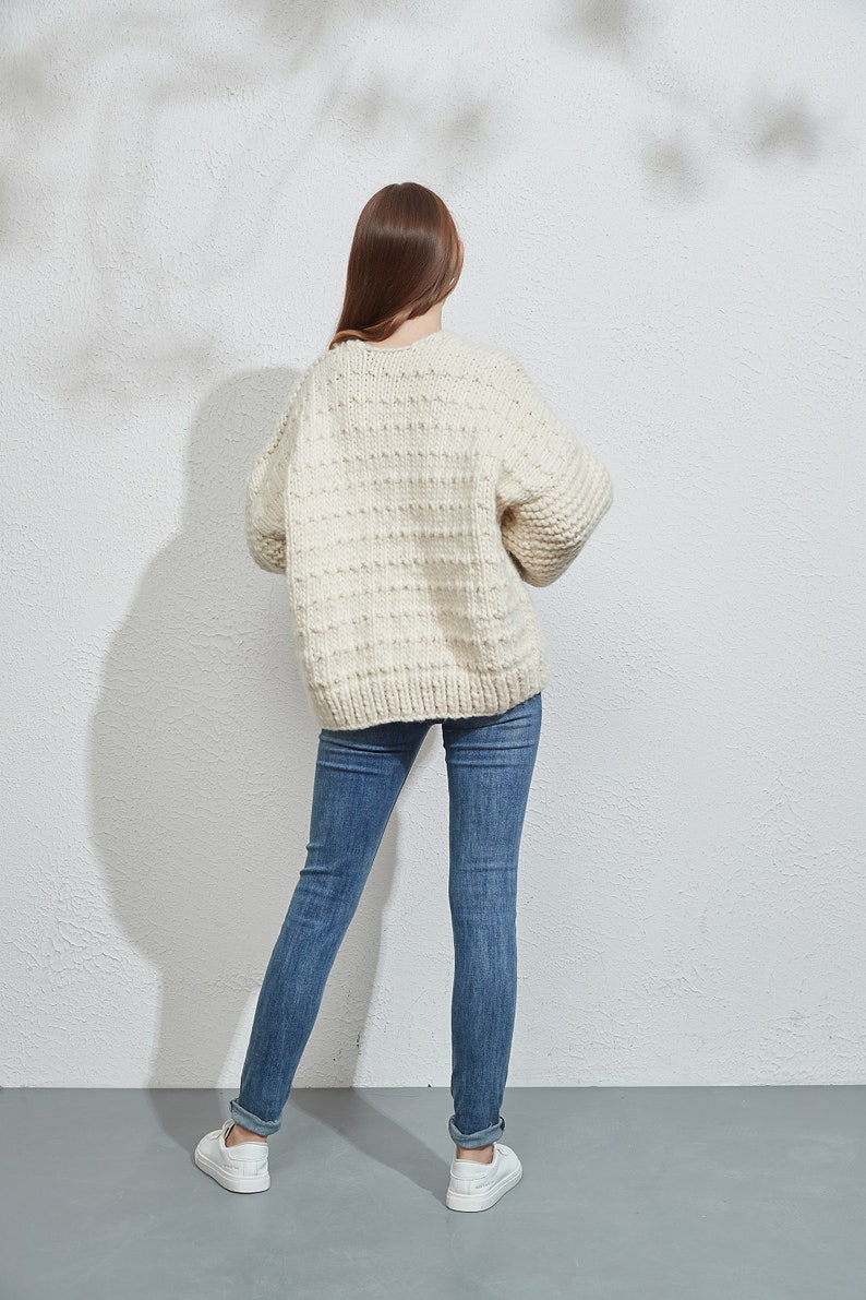 Hand knit oversize woman sweater chunky Cream wool knit cardigan image 7
