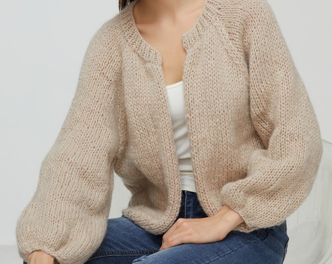 Hand knit oversize woman sweater chunky slouchy Mohair wool short cardigan Wheat