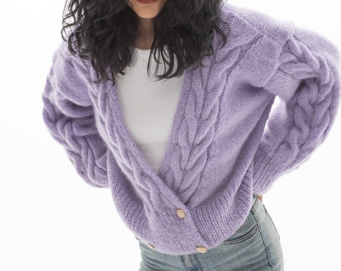 Hand knit woman sweater Mohair cable knit short cropped cardigan button front cardigan Lilac