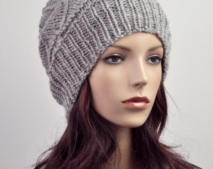 Hand knit wool Hat grey woman beret