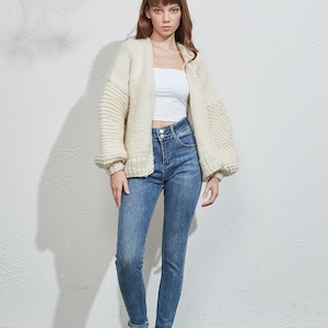 Hand knit oversize woman sweater chunky Cream wool knit cardigan image 6