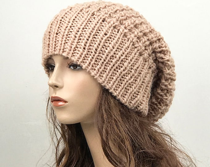 Hand knit woman hat - Oversized Chunky Wool Hat slouchy hat Peach hat
