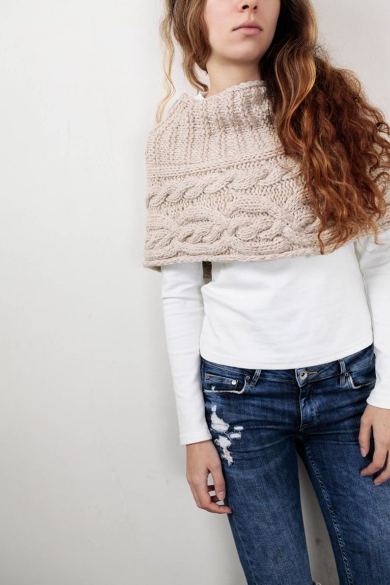Hand knit woman poncho charcoal capelet Chunky Neck Warmer/Cowl/Tube Scraf cable pattern Wheat