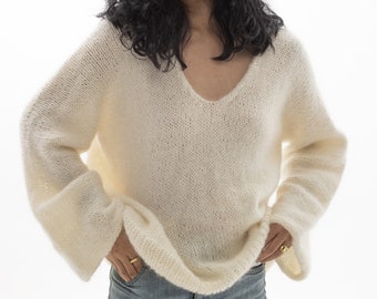 Hand knit oversize woman sweater V-neck slouchy  knit pullover mohair sweater