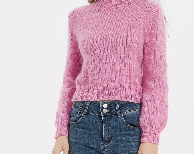 Hand knit woman sweater mohair pullover cropped short sweater