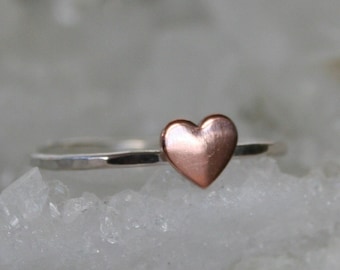 Copper Heart Ring, Minimal Hammered Silver Ring with 6mm Copper Heart, Anniversary Gift