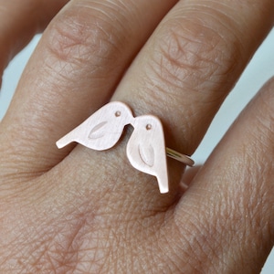 Kissing Love Birds Copper and Silver Ring, 7th Anniversary Gift for Wife, Copper Jewelry, Statement Ring, Bird Jewelry, Solid Copper