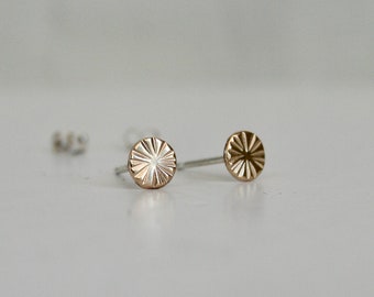 Hammered Round Gold Filled Stud Earrings, Minimal Jewelry, 5mm Earrings, Small Studs