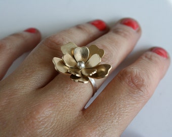 Big Gold Flower Ring, Brass Flower Jewelry, Floral Jewelry, Statement Ring, Cocktail Ring, Summer Accessories, Sterling Silver Ring