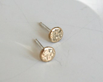 Hammered Gold Dot Earrings, 4mm, Brass Studs, Sterling Silver, Polished Finish, Tiny Earrings, Small Earrings