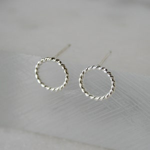 Open Circle Stud Earrings, Twisted Silver Circle Earrings, 8mm Round Earrings, Minimal Jewelry, 925, gift for Her