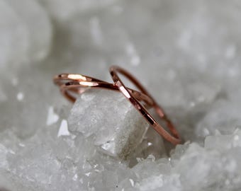 Hammered Copper Midi Ring, Solid Copper Knuckle Ring, 7th Anniversary Gift, Pure Copper Jewelry, Dainty Ring, Rustic Copper Ring