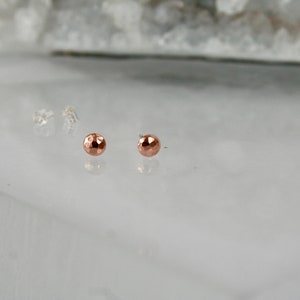 Copper Pebble Post Earrings, Copper Jewelry, Copper Dots, Dot Earrings, Hammered Earrings, Silver Posts, Polished Earrings, Natural Copper image 3