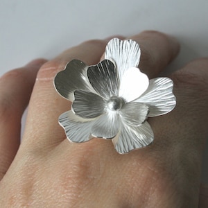 Giant Silver Flower RIng, Huge Flower Ring, Statement RIng, Cocktail Ring, Sterling Silver Ring, Big Ring, Handmade Metal Ring, Gift for Her