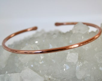 Single Stackable Minimal Hammered Copper Cuff Bracelet, Thin Open Ended Cuff, Textured Metal, Polished Shine