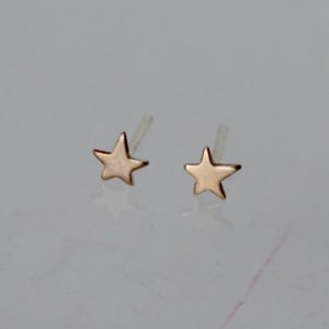 14k Yellow Gold Filled Star Stud Earrings, 5mm Star Earrings, Gold Star Studs, Tiny Star Earrings, Tiny Stud Earrings, Small Stud Earrings