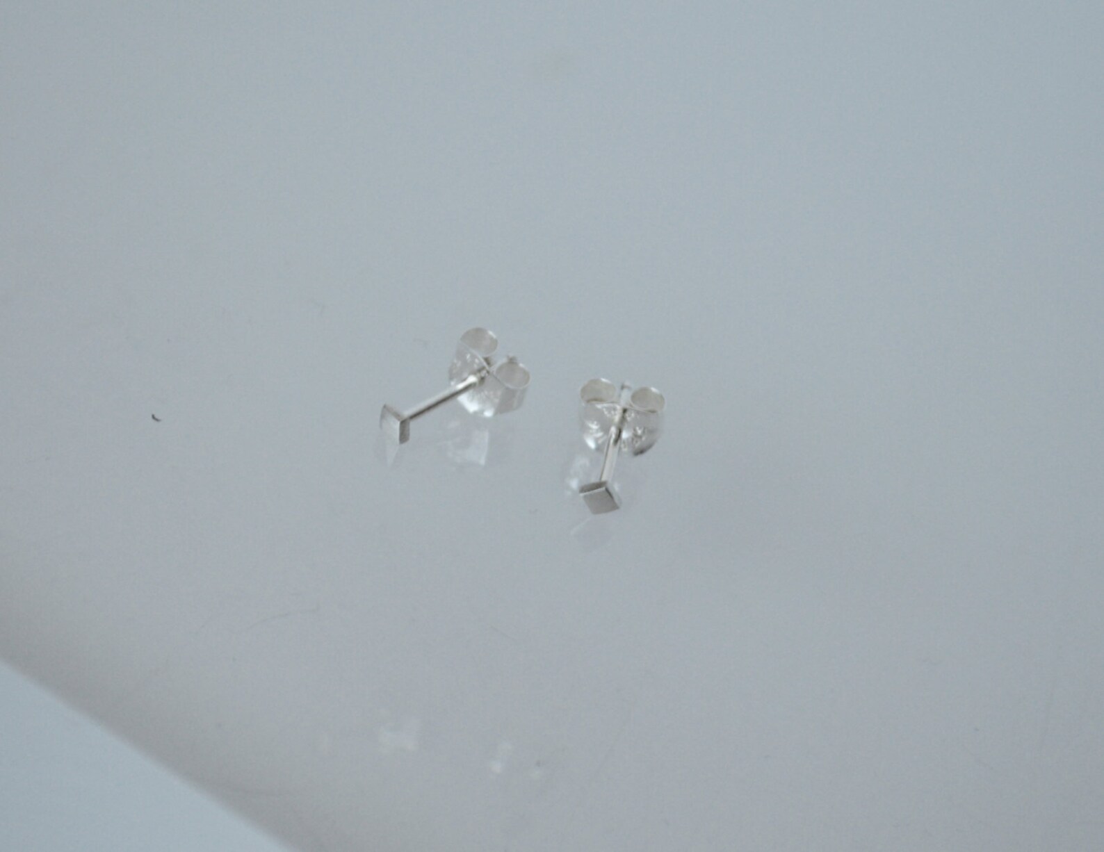 Small Woven Square Earrings main image 1