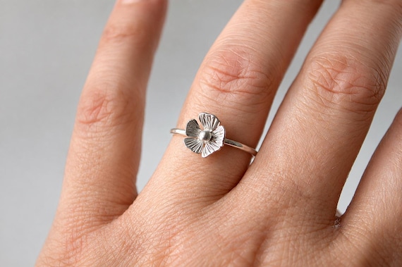 Sterling Silver Flower Ring, Textured Floral Ring, Handmade Silver Ring, Dainty Flower Jewelry, Botanical Ring, Nature Inspired Ring