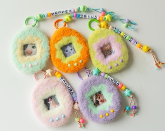 Pet Photo Keychain, Tamagotchi, Handmade, Punchneedle, Custom Cat Keychain, Bag charms, Personalized Gift for Pet lovers, Kawaii