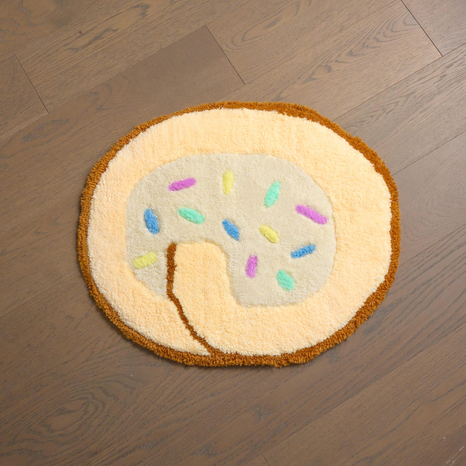 Snapshot of Handmade Swiss Roll Rug With Rainbow Sprinkle Tufted Rug Home Decor Gift For Her Wall Art
