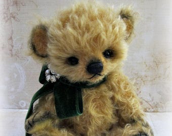 Patrón electrónico en PDF de osito de peluche de 7" de Noel diseñado por Janice Woodard de Booh Bears