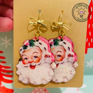 vintage inspired Santa with glitter dangle earrings; pink Santa earrings; pink Christmas earrings; pink Christmas; pink Santa