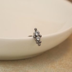 16G チタン ラブレット スタッド 軟骨ピアス スタッド CZ ビーズ付き 内ネジ ローブピアス リップ モンロー ヘリックス トラガス ピアス ジュエリー