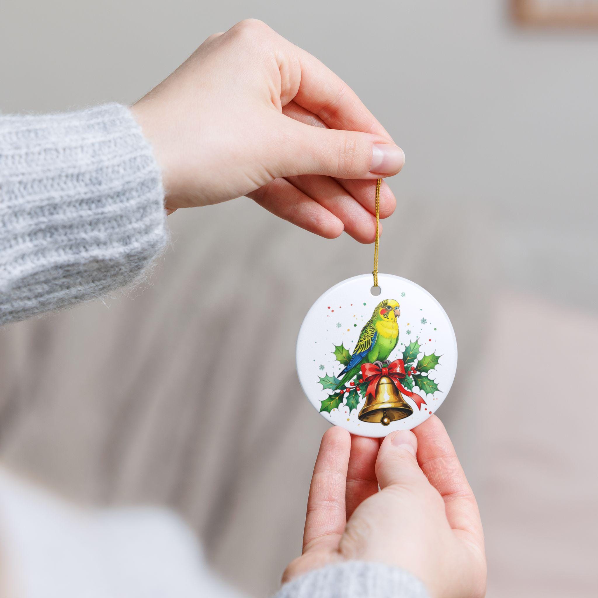 花を運ぶ少女の陶器オーナメント 花を運ぶ少女の陶器オーナメント