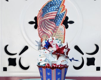 Fourth of July Fake Cupcake Decor. Vintage Flag Fake Cupcake. Retro Artwork Image Reproduction. Independence Day Decor.