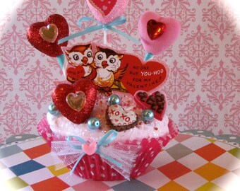 Valentine's Day Decor Hearts and Owls Jumbo Fake Cupcake "No One But You-Hoo For My Valentine" Fab V-Day Gift